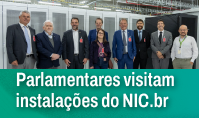 Parlamentares da Comissão da Câmara dos Deputados visitam instalações do NIC.br
